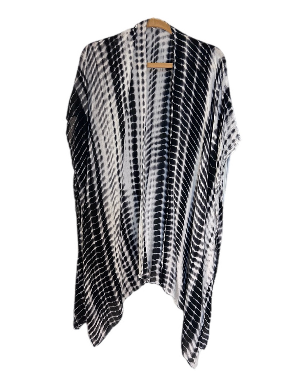 Michael Stars Black and White Tie-Dye Open Front Kimono / Ruana / Scarf / Sarong